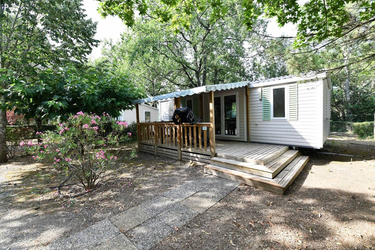 Mobile Home, 2 Bedrooms | Terrace/patio