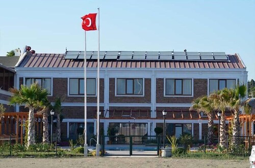 Halil Tuna Hotel