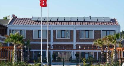 Halil Tuna Hotel