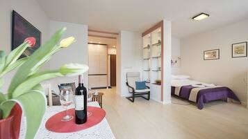 Economy Apartment | Living area | Flat-screen TV