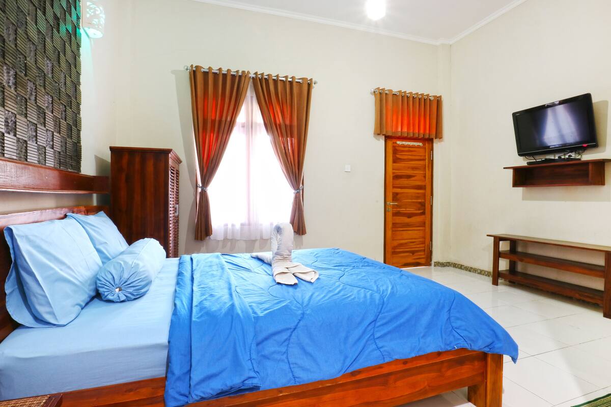 Deluxe Room | 20 bedrooms, desk, free WiFi, bed sheets