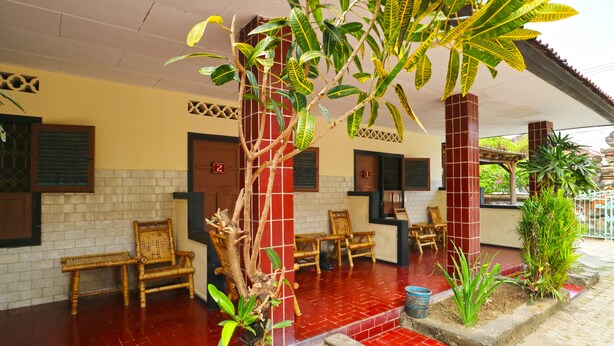 Terrace/patio - Hotel Mawar 2 (Denpasar)