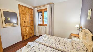 Eenvoudig appartement | Individueel gedecoreerd, beddengoed