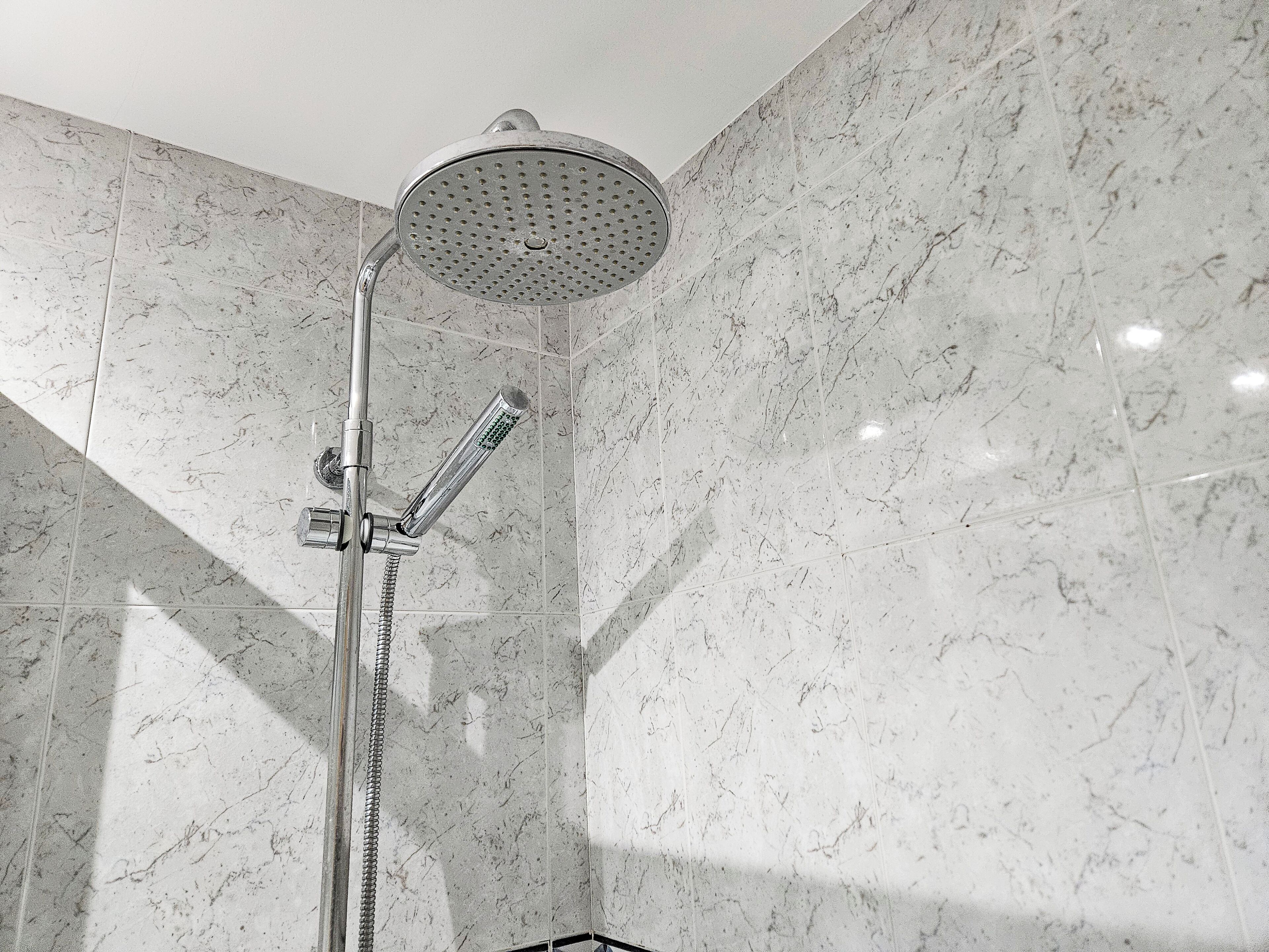 Basic-Apartment | Badezimmer | Handtücher
