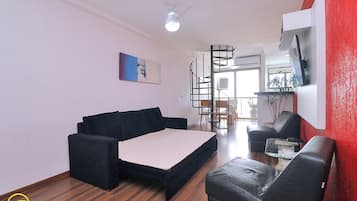 Toetasjesleilighet – panorama, flere senger, ikke-røyk | Oppholdsområde | LCD-TV