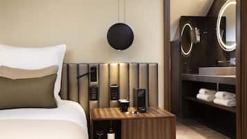 Minibar, in-room safe, soundproofing, free cots/infant beds