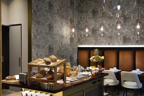 Morgenmadsbuffet hver dag mod et gebyr