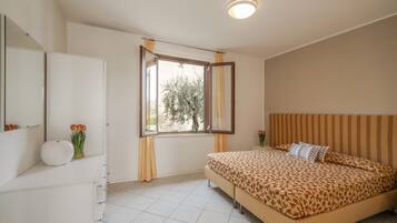 In-room safe, cribs/infant beds, free WiFi, bed sheets