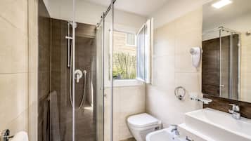 Suite, 2 Bedrooms | Bathroom