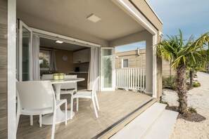 Suíte, 2 quartos | Terraço/pátio