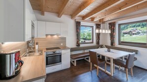 Private kitchen - Rechenau Living & Relax (Soelden)