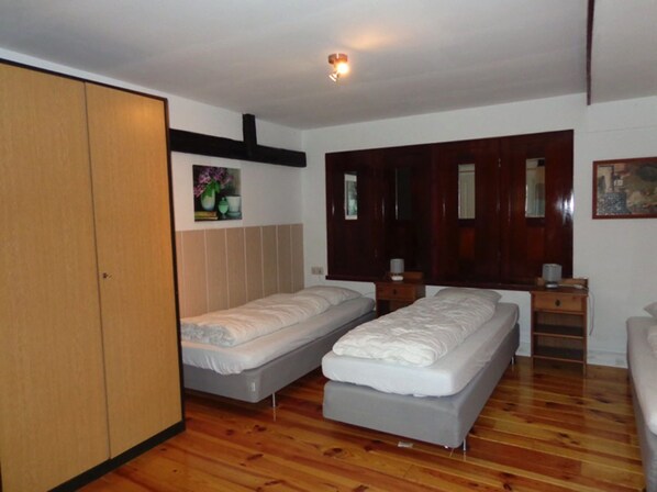 Cottage (Tinneveld 18 Persons)