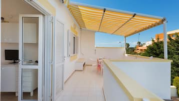 Standard Apartment, 2 Bedrooms | Terrace/patio