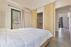 Villa traditionnelle, 2 chambres | 2 chambres, fer et planche à repasser, accès au Wi-Fi (inclus)