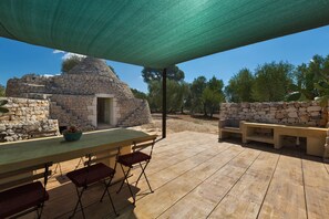 Traditional-Villa, 2 Schlafzimmer | Terrasse/Patio