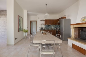 Comfort-Villa, 4 Schlafzimmer | Innenbereich