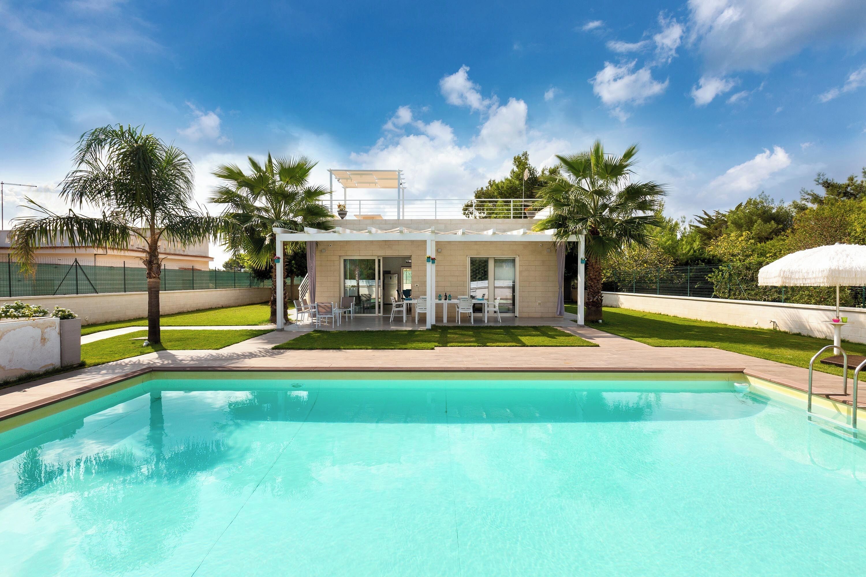 Seasonal outdoor pool