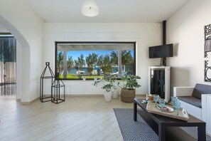 Televisión de pantalla plana