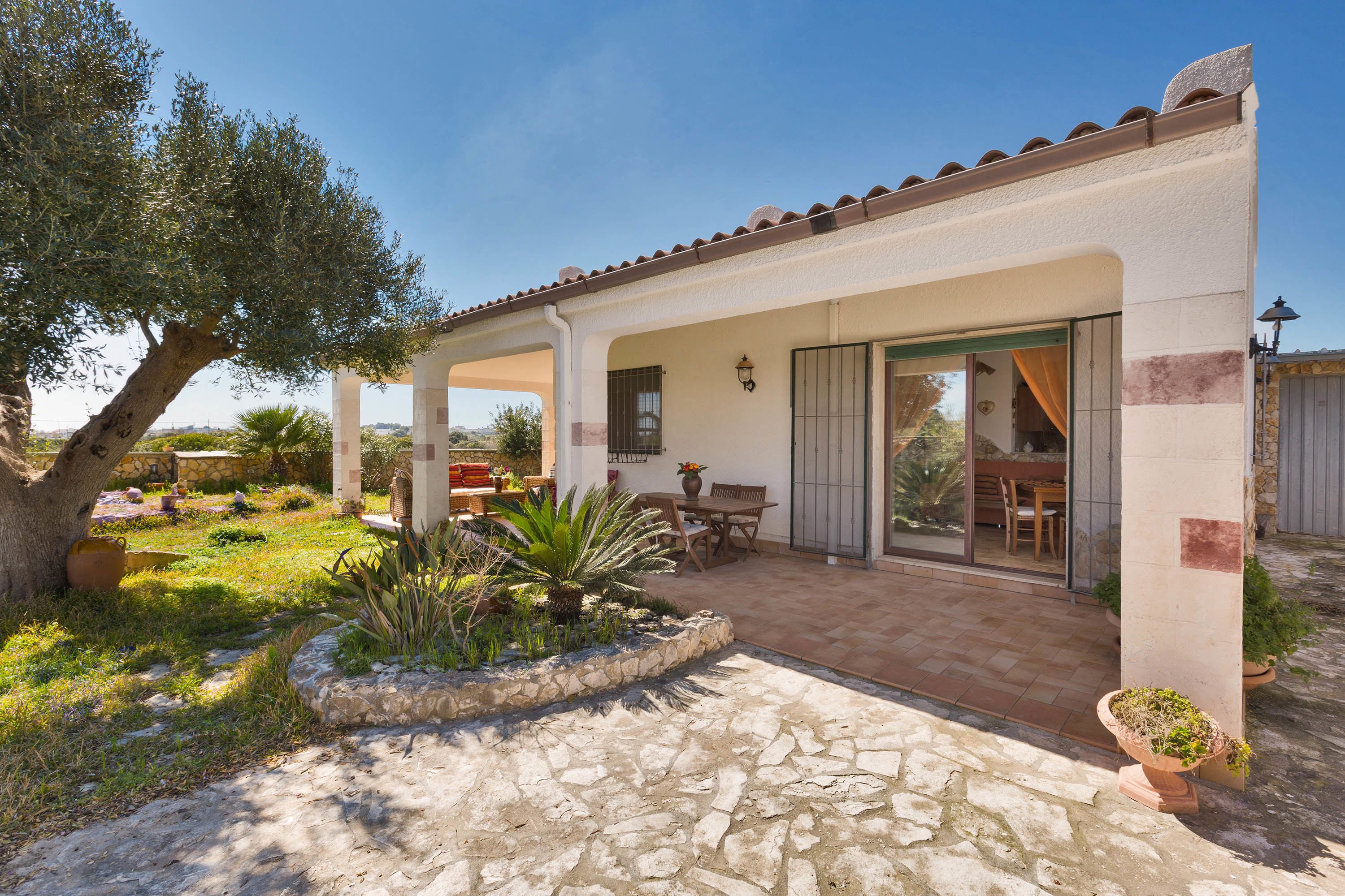 Standard House, 2 Bedrooms | Terrace/patio