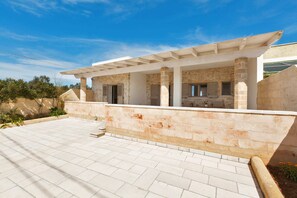 Comfort House, 2 Bedrooms | Terrace/patio - Villetta Daniela (Salve)
