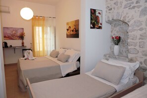 Premium bedding, individually decorated, desk, soundproofing - La Corte Di Ibla (Ragusa)