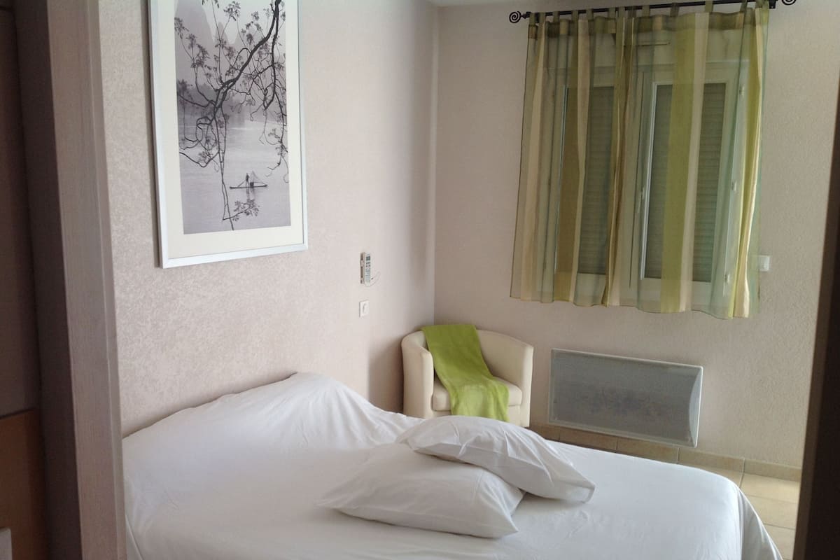 Double Room, Non Smoking (Soiree Etape )