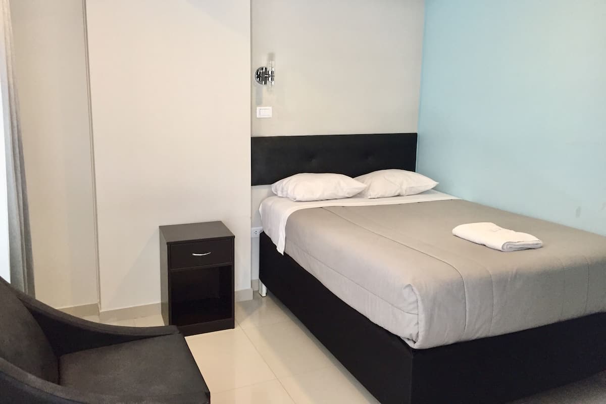 Wifi gratis y ropa de cama