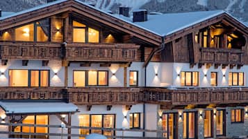 Front of property – evening/night