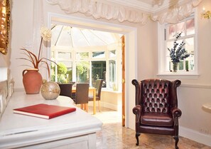 Interior - Cambrian House (Gosport)