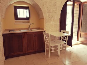 Deluxe dubbelrum - privat badrum (Trullo) | Eget pentry | Vattenkokare