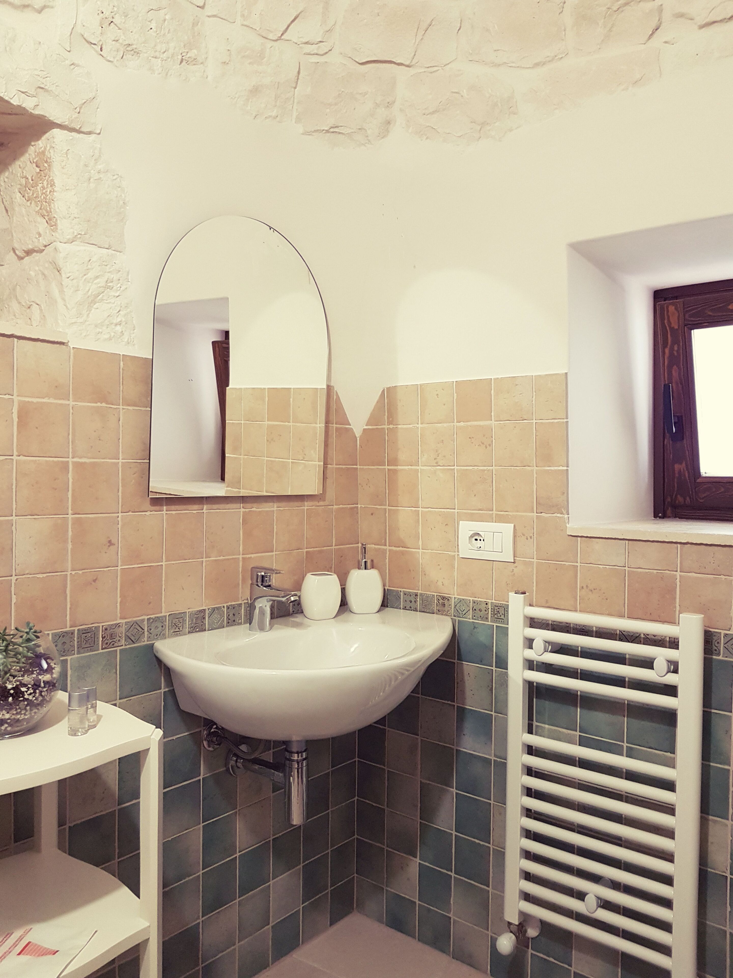 Double Room, Private Bathroom (Trullo) | Bathroom | Shower, free toiletries, hair dryer, towels