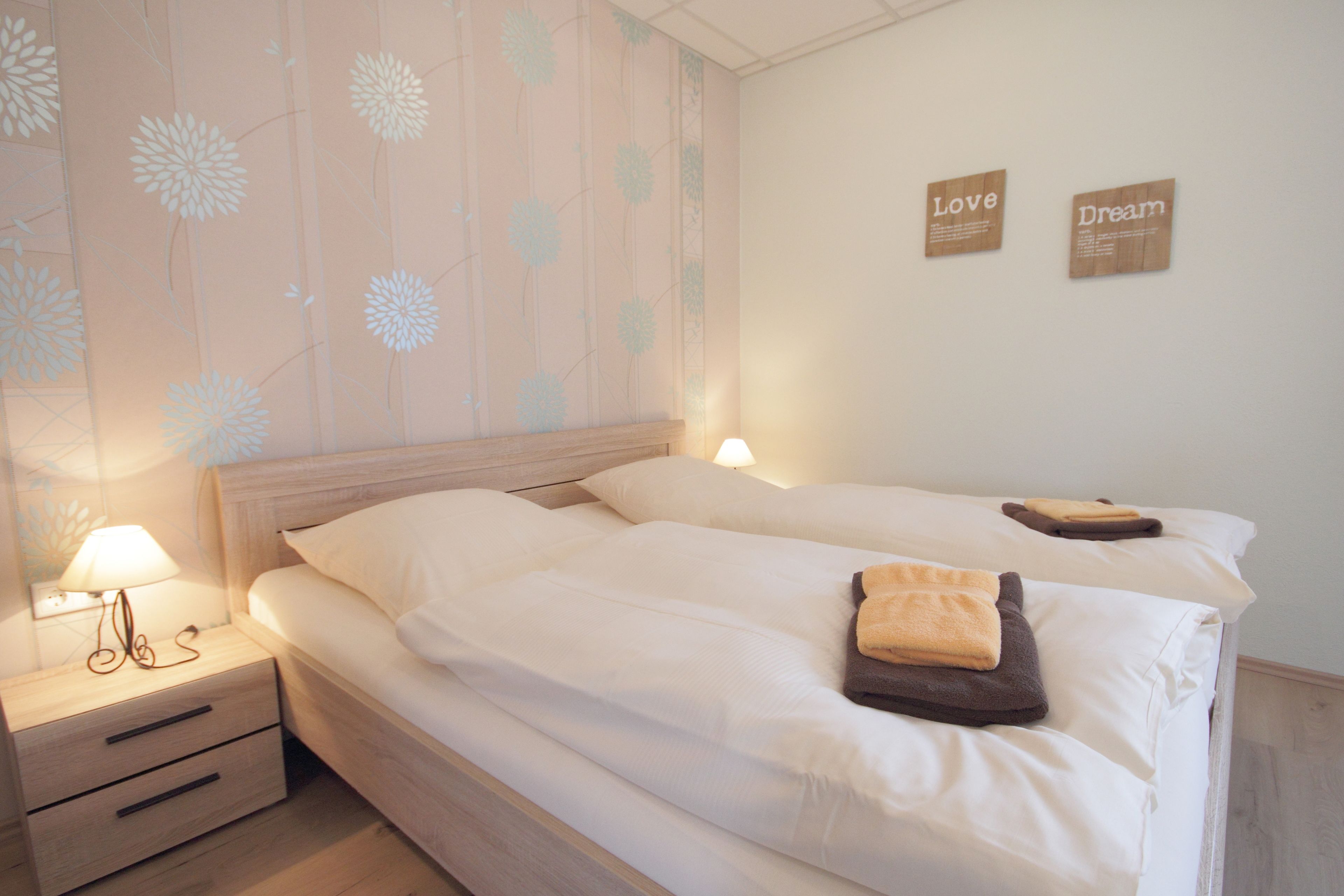 basic condo, multiple beds | 2 bedrooms, free wifi, bed sheets