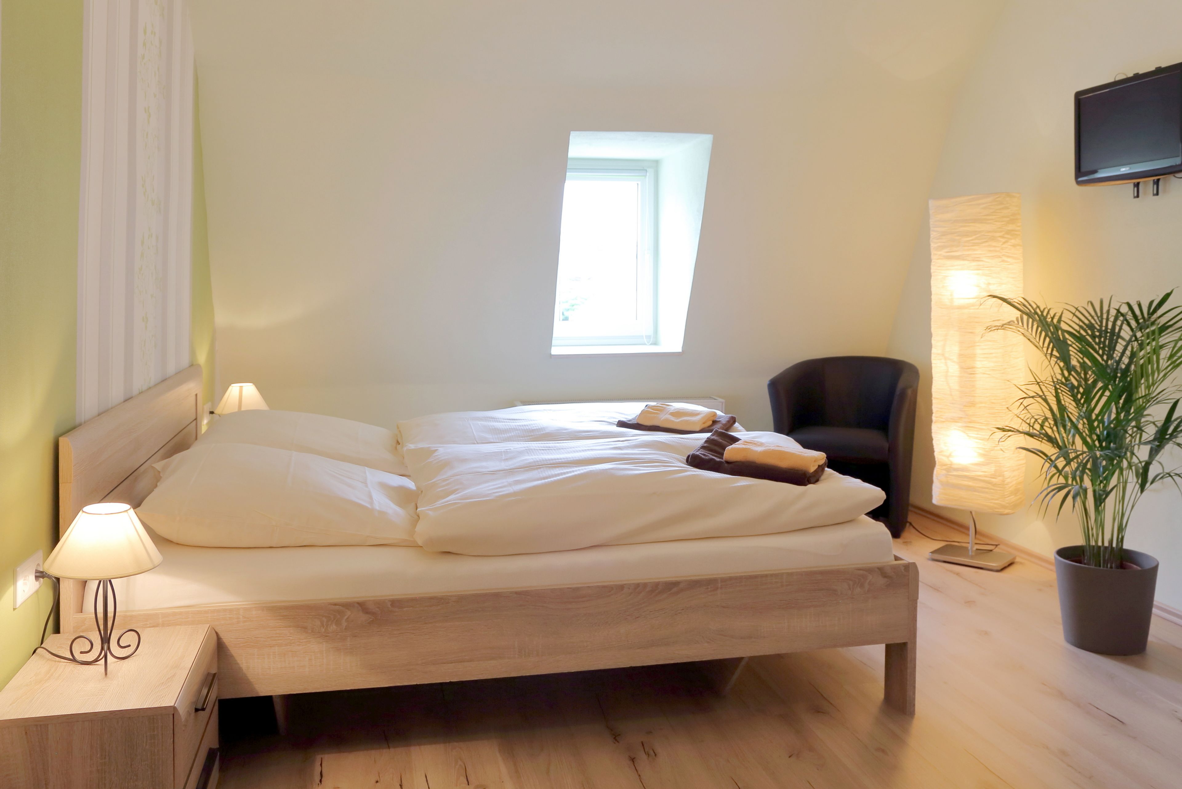 double or twin room | 2 bedrooms, free wifi, bed sheets