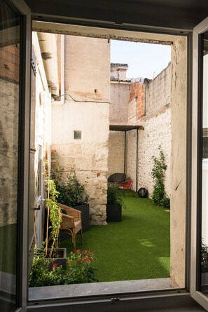 Studio Suite (1) | View from room - Les Suites du 17 (Aigues-Mortes)