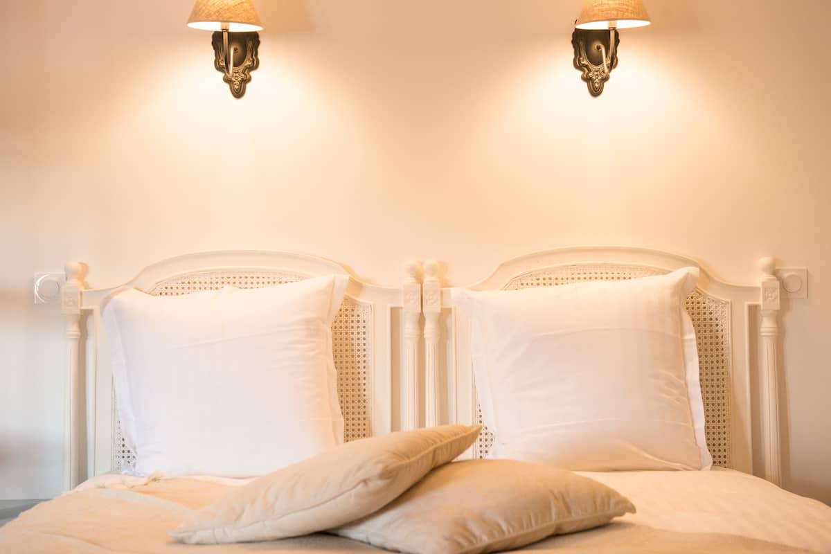 Suíte estúdio (4) | Roupas de cama premium, camas com colchões pillow-top, escrivaninha