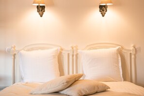 Studio Suite (4)