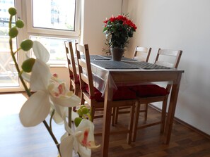 Studio, 1 Double Bed with Sofa bed, Balcony (incl. EUR 25 cleaning fee) | Living area - Beethoven (Regensburg)