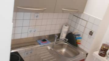 开间, 1 张双人床和 1 张沙发床, 阳台 (incl. EUR 25 cleaning fee) | 私人厨房 | 冰箱、微波炉、炉灶、茶具/咖啡用具