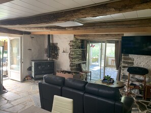 Lounge - Le Lepadou Bas (Saint-Chely-d'Aubrac)