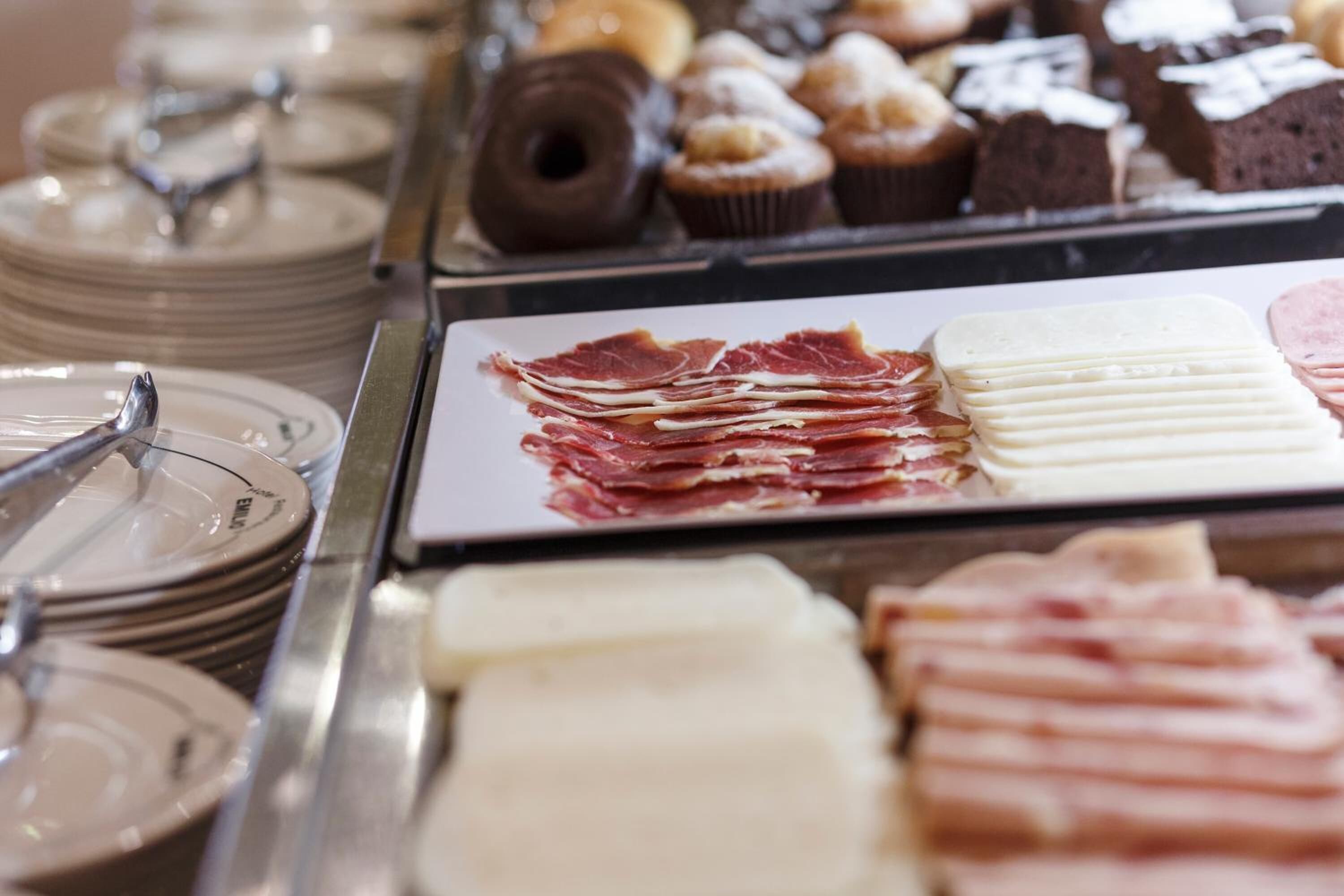 breakfast, lunch, dinner served; local cuisine