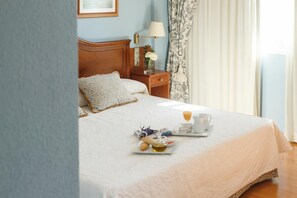 Fer et planche à repasser, lits bébé (gratuits), Wi-Fi gratuit