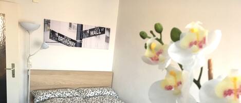 Fer et planche à repasser, Wi-Fi gratuit, draps fournis