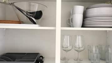 Downtown (incl. 25 Euro Cleaning Fee) | Privat køkken | Køleskab, mikrobølgeovn, kogeplade, kaffe-/temaskine