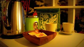 Apartment, Non Smoking | Room amenity