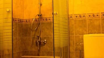 Apartment, Non Smoking | Bathroom shower