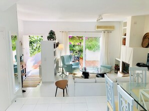 TV, fireplace, DVD player, ping pong