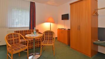 In-room safe, desk, cots/infant beds, rollaway beds