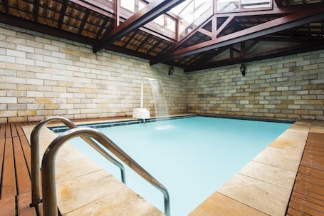 2 室外游泳池. 洛佩斯卡萨姆布酒店