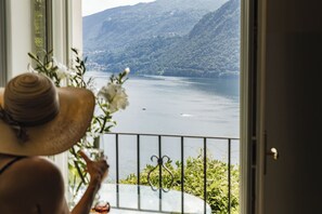 Romantic Apartment, 1 Double Bed, Patio, Lake View | Lake view