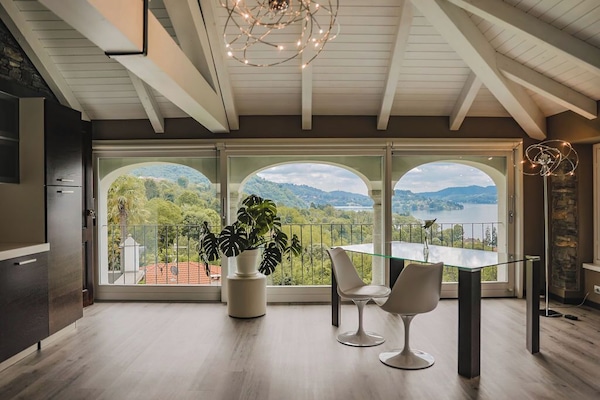 Luxury Penthouse, 1 Bedroom, Sauna, Lake View | Living area | 37-inch flat-screen TV with satellite channels, TV, Netflix